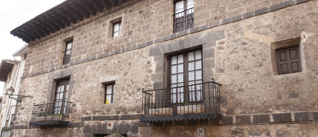Torrecilla en cameros La Rioja palacio condes superunda